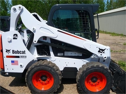 Minicargadores Bobcat S590