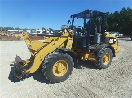 Cargadoras Sobre Ruedas Caterpillar 906H