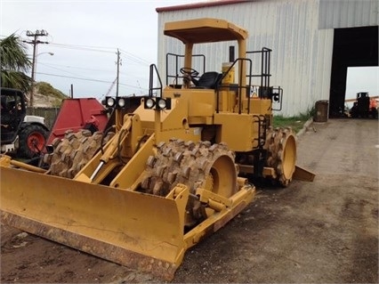 Compactadoras Suelos Y Rellenos Caterpillar 815B