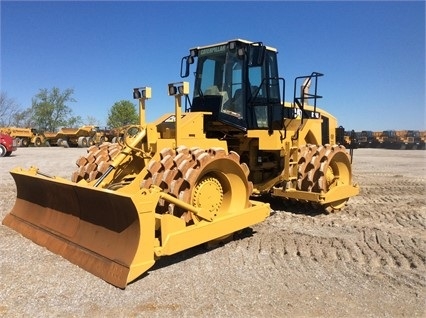 Soil Compactors Caterpillar 825G
