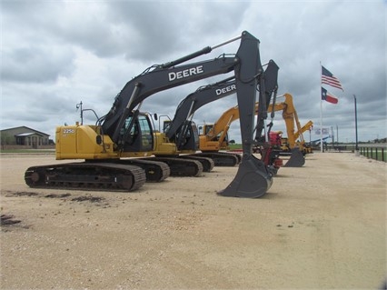 Excavadoras Hidraulicas Deere 225D