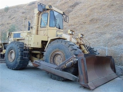 Tractores Sobre Ruedas Caterpillar 824C