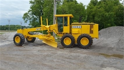 Motoconformadoras Deere 670C de bajo costo Ref.: 1470065918071730 No. 2