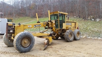 Motoconformadoras Deere 670CH