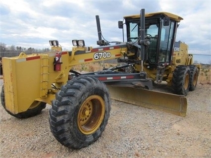 Motoconformadoras Deere 670D