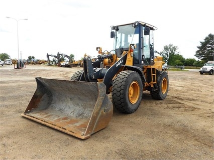 Cargadoras Sobre Ruedas Deere 444J