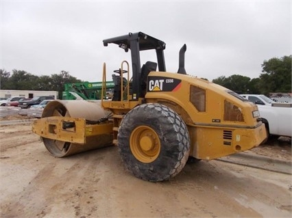 Compactadora Vibratoria Caterpillar CS56 de segunda mano en venta Ref.: 1471454193287486 No. 3