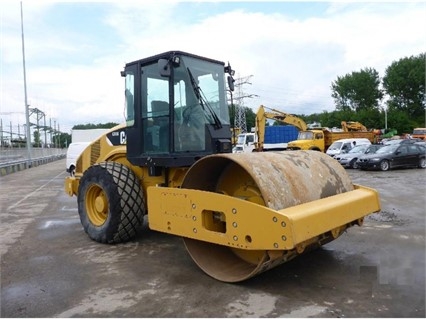 Compactadora Vibratoria Caterpillar CS56