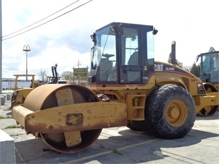 Compactadora Vibratoria Caterpillar CS-563E