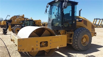 Compactadora Vibratoria Caterpillar CS56