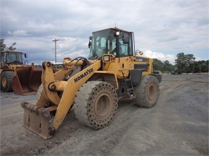 Cargadoras Sobre Ruedas Komatsu WA320