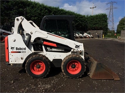 Minicargadores Bobcat S590 seminueva Ref.: 1475537378905899 No. 4