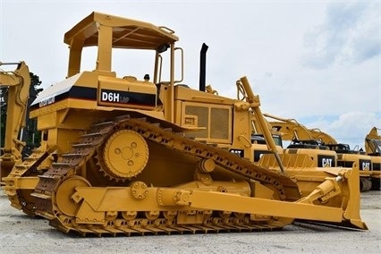 Tractores Sobre Orugas Caterpillar D6H de medio uso en venta Ref.: 1475613049289066 No. 4
