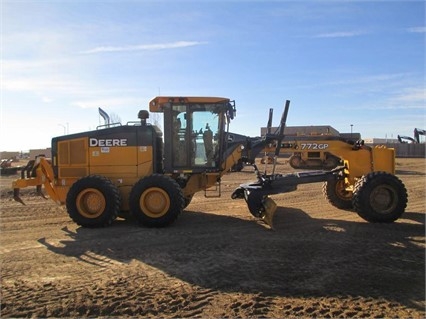 Motoconformadoras Deere 772GP