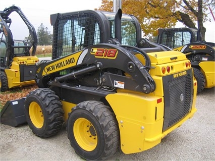 Minicargadores New Holland L218 de bajo costo Ref.: 1476729296222413 No. 4