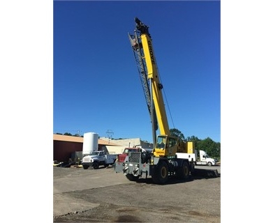 Gruas Grove RT600E