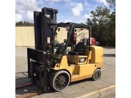 Freightelevator Caterpillar GC70K