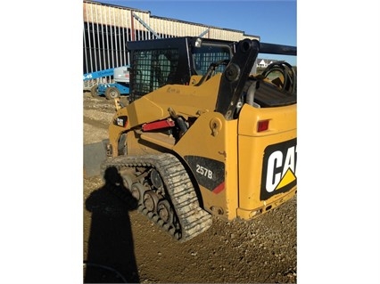 Minicargadores Caterpillar 257B de medio uso en venta Ref.: 1480541022123075 No. 3