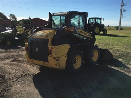 Minicargadores New Holland L220 seminueva Ref.: 1481061382445699 No. 4