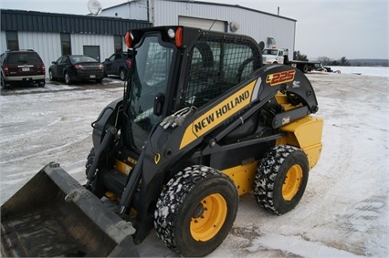 Minicargadores New Holland L225 en buenas condiciones Ref.: 1481306416672961 No. 3