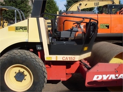 Compactadora Vibratoria Dynapac CA152D