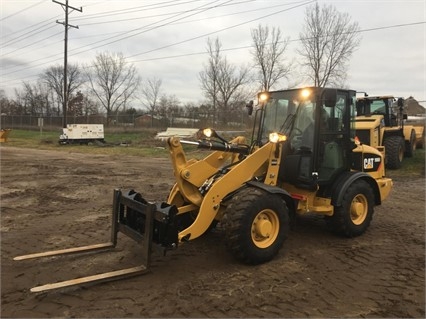 Cargadoras Sobre Ruedas Caterpillar 906H