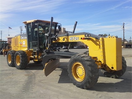 Motoconformadoras Deere 672G