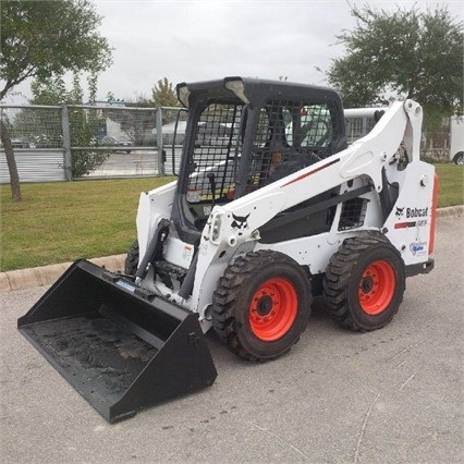 Minicargadores Bobcat S590