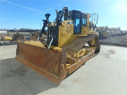 Dozers/tracks Caterpillar D6T