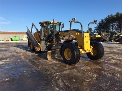 Motoconformadoras Deere 670G