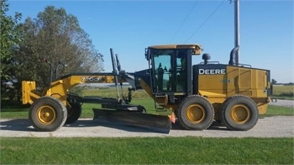 Motoconformadoras Deere 770GP