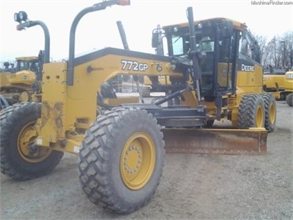 Motoconformadoras Deere 772GP