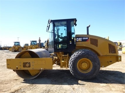 Compactadora Vibratoria Caterpillar CS54