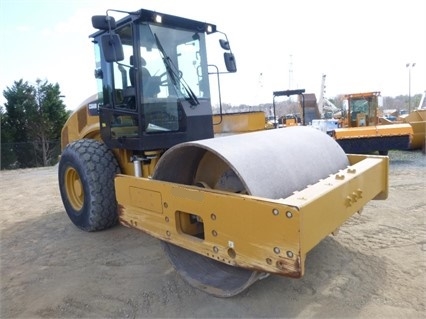 Compactadora Vibratoria Caterpillar CS66 seminueva en venta Ref.: 1488220033815325 No. 4