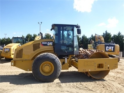 Compactadora Vibratoria Caterpillar CS64 importada Ref.: 1488220335109536 No. 4