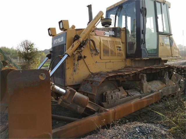 Tractores Sobre Orugas Caterpillar D6G usada a buen precio Ref.: 1490907443507121 No. 2