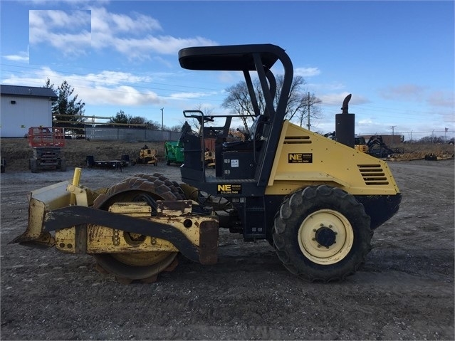 Compactadora Vibratoria Bomag BW145PDH