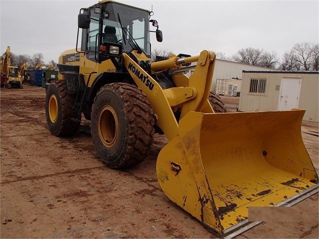 Cargadoras Sobre Ruedas Komatsu WA270