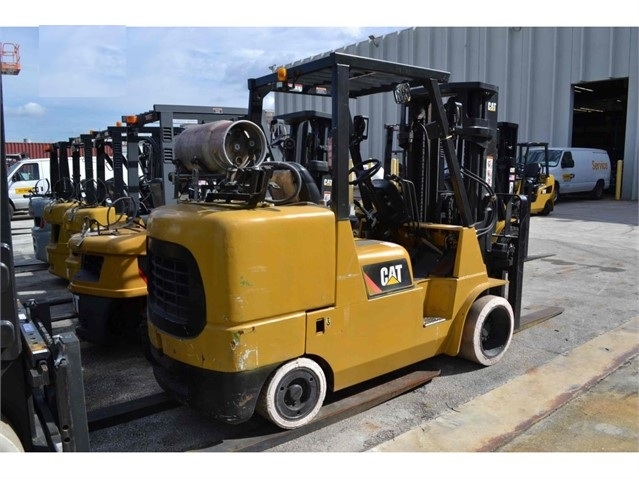 Montacargas Caterpillar GC55 seminueva en perfecto estado Ref.: 1492627426075426 No. 3
