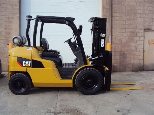 Montacargas Caterpillar P9000