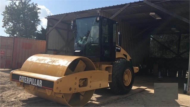 Compactadora Vibratoria Caterpillar CS-563E