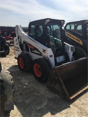 Minicargadores Bobcat S590