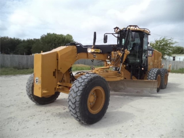 Motoconformadoras Caterpillar 120M de segunda mano a la venta Ref.: 1493322146552339 No. 2