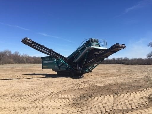 Cribas Powerscreen CHIEFTAIN 1400 usada a buen precio Ref.: 1493326008545811 No. 4