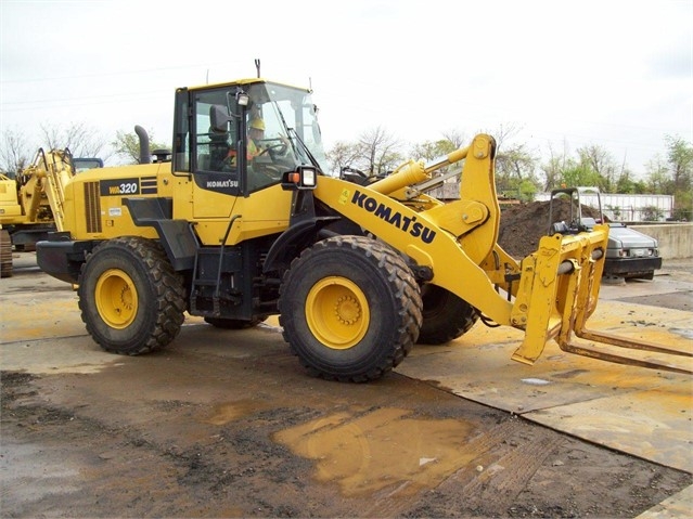 Cargadoras Sobre Ruedas Komatsu WA320