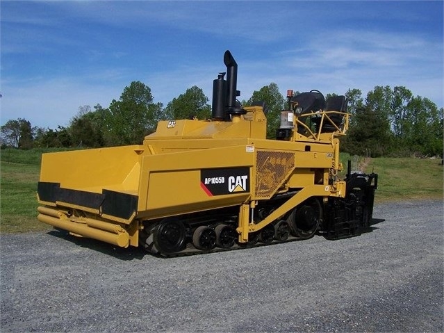 Pavimentadoras Caterpillar AP-1055D