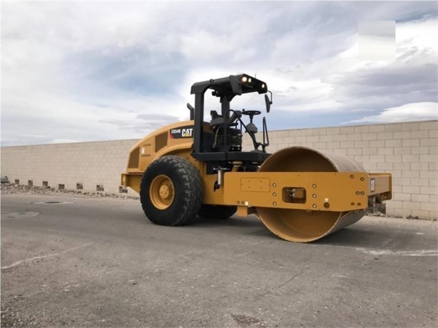 Compactadora Vibratoria Caterpillar CS54 importada Ref.: 1495128923117874 No. 2