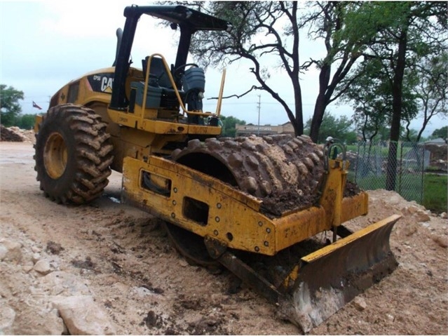 Compactadora Vibratoria Caterpillar CP56