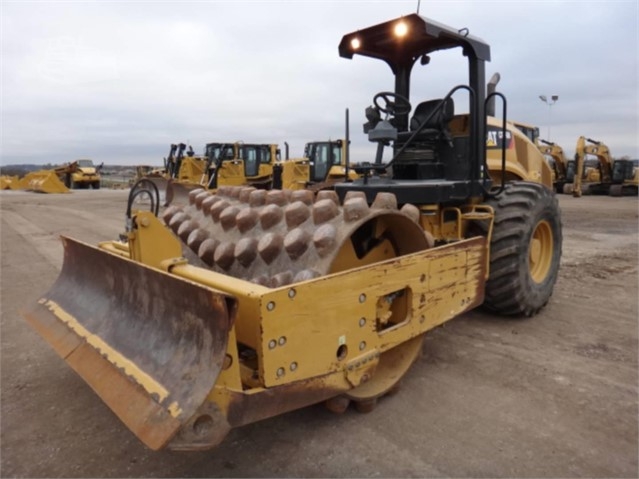 Compactadora Vibratoria Caterpillar CP56