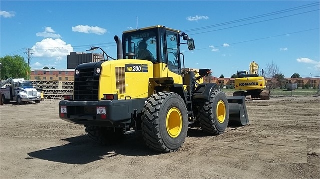 Cargadoras Sobre Ruedas Komatsu WA200